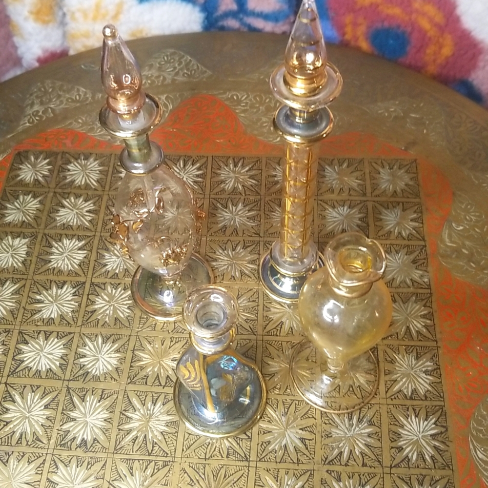 Egyptian Glass Decorative Perfume Bottles-4pc.-2 with tops & 2 without - Picture 5 of 13